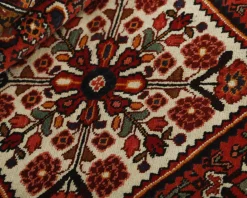 Hosseinabad orientalisk matta 157 x 232 cm
