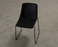 Inno Kola Stack RA stol svart