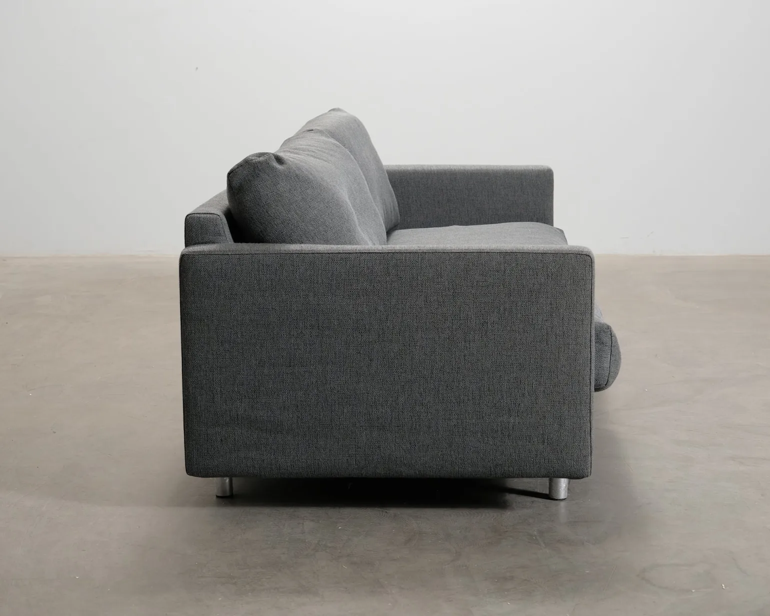 Interface 2-sits soffa mörkgrå