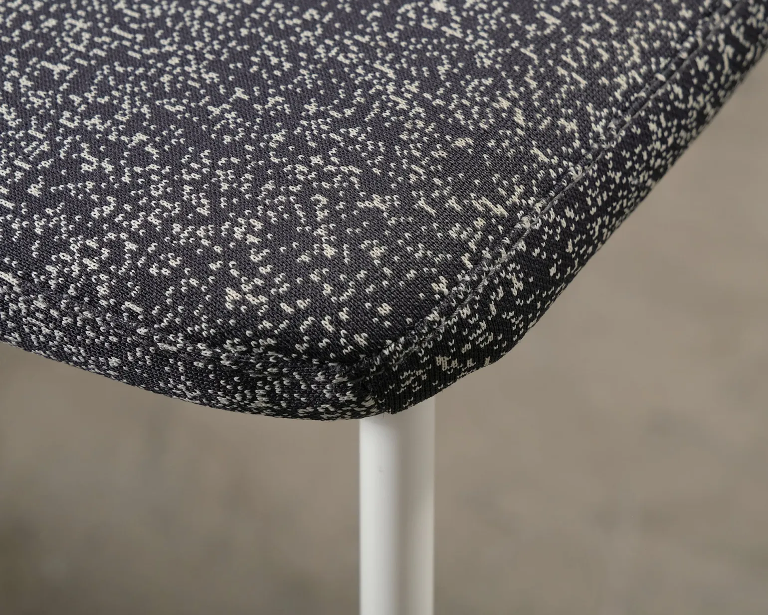 Johanson Design Frankie 08 stol grå