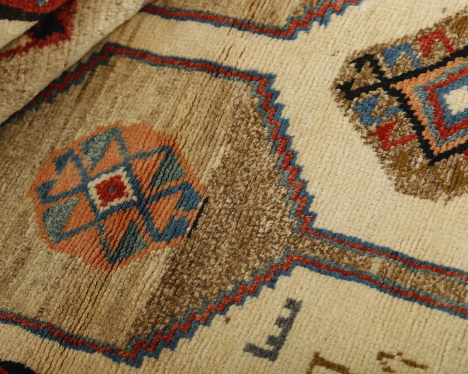 Kashghai orientalisk matta 117 x 216 cm