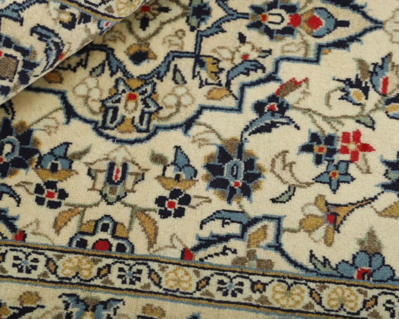 Keshan Fine orientalisk matta 93 x 151 cm