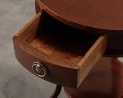 Klassiskt sidobord ø 50 cm