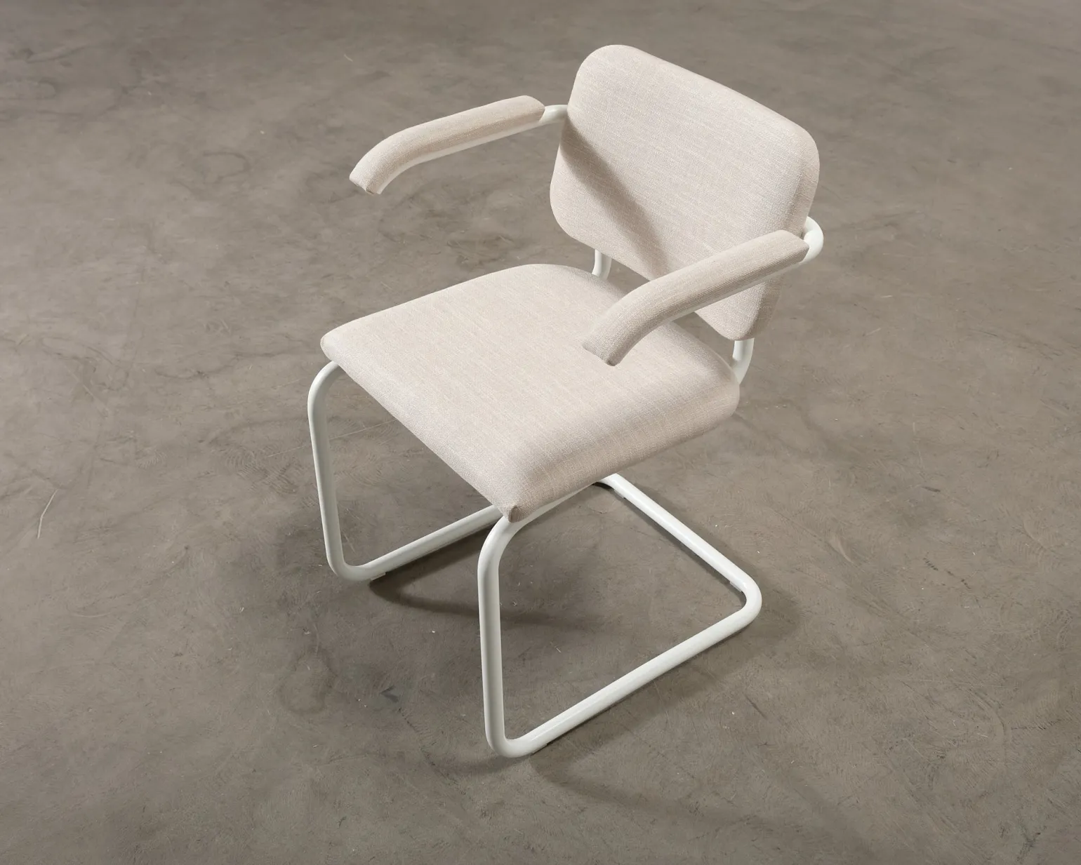 Knoll Cesca stol med armstöd beige / vit