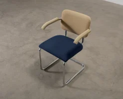 Knoll Cesca stol med armstöd brun / blå