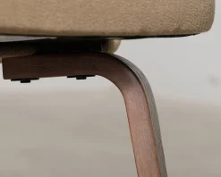 Knoll Eero Saarinen Executive Chair stol beige