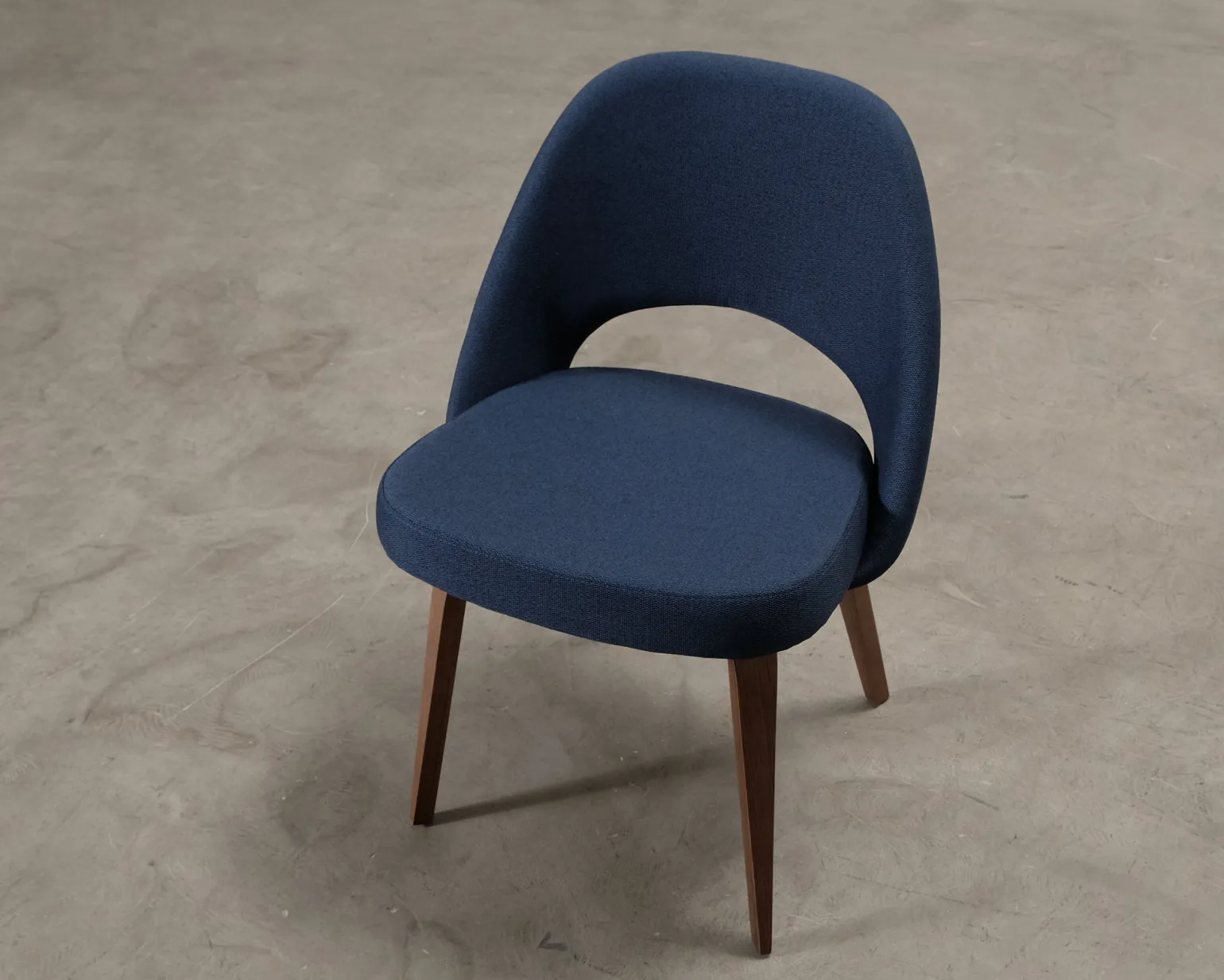 Knoll Eero Saarinen Executive Chair stol mörkblå