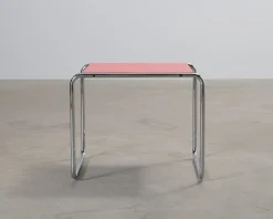 Knoll Laccio sidobord röd