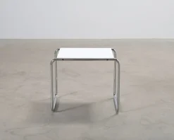 Knoll Laccio sidobord vit
