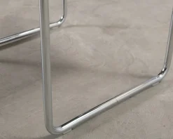 Knoll Laccio sidobord vit