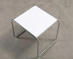 Knoll Laccio sidobord vit