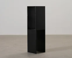 Kristina Dam Studio Pedestal sidobord svart