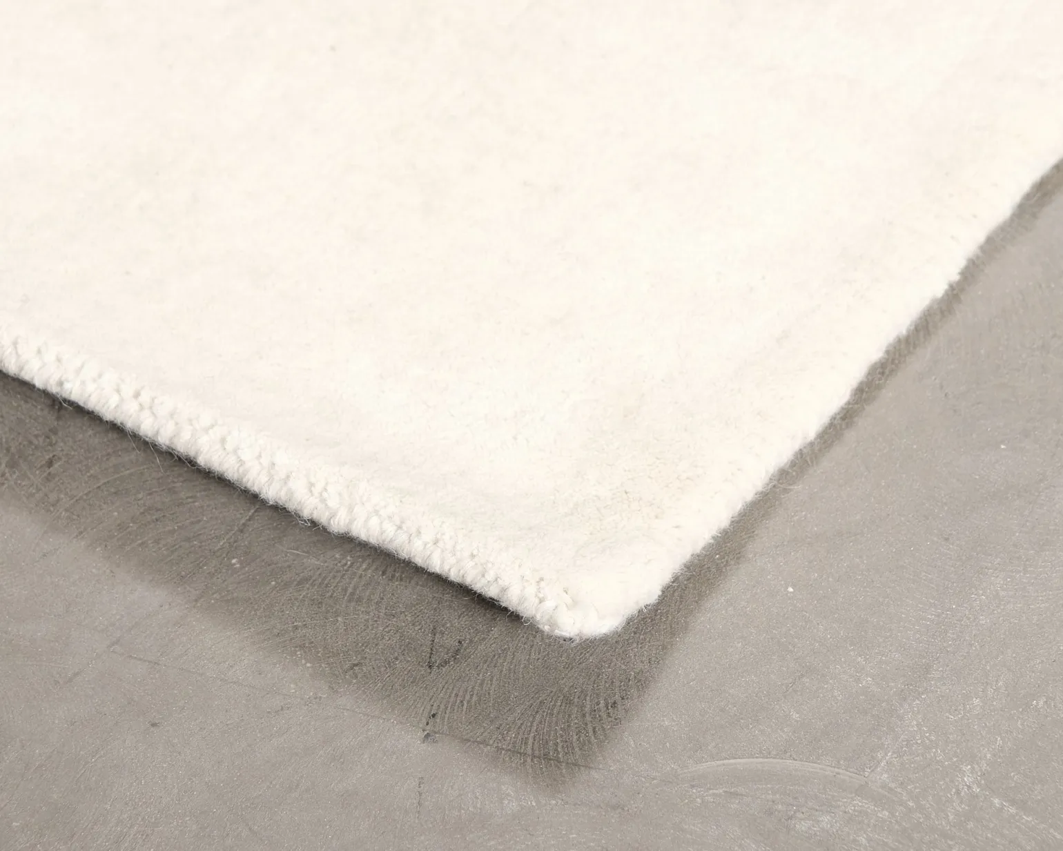 Layered Classic Solid Wool ullmatta 300 x 400 cm Bone White