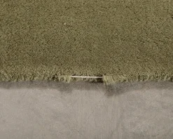 Layered Classic Solid Wool ullmatta 253 x 310 cm Capulet Olive