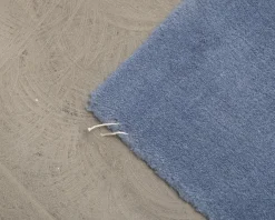 Layered Classic Solid Wool ullmatta 200 x 300 cm Cornflower Blue