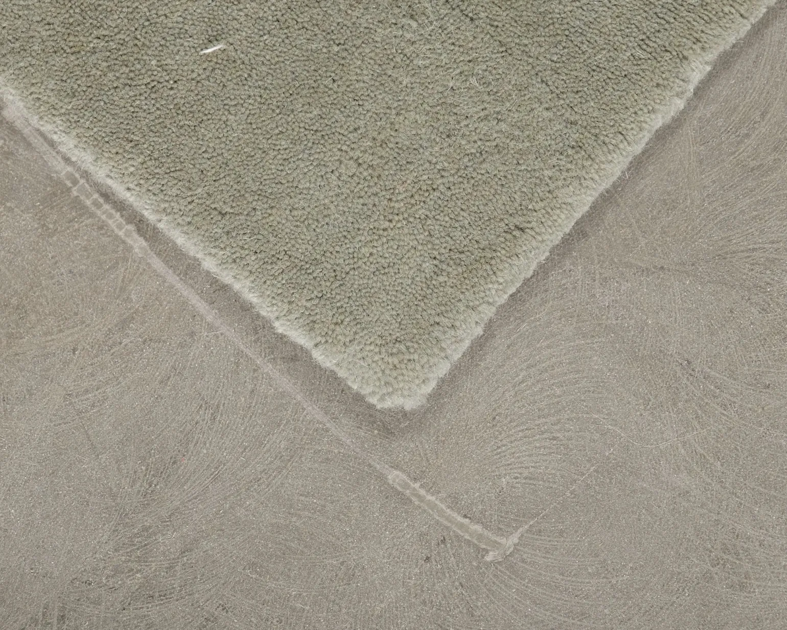 Layered Solid Wool matta 300 x 300 cm Sage