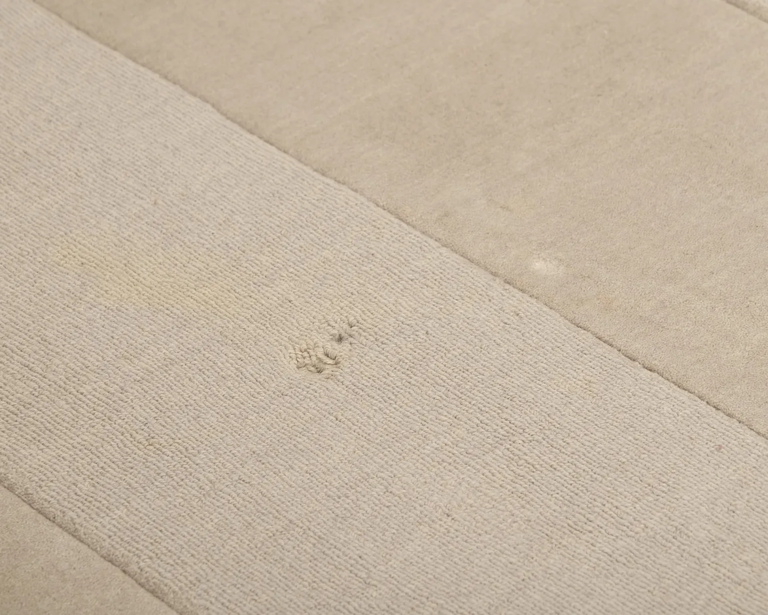 Layered Stripe Grande ullmatta 180 x 270 cm Pistachio