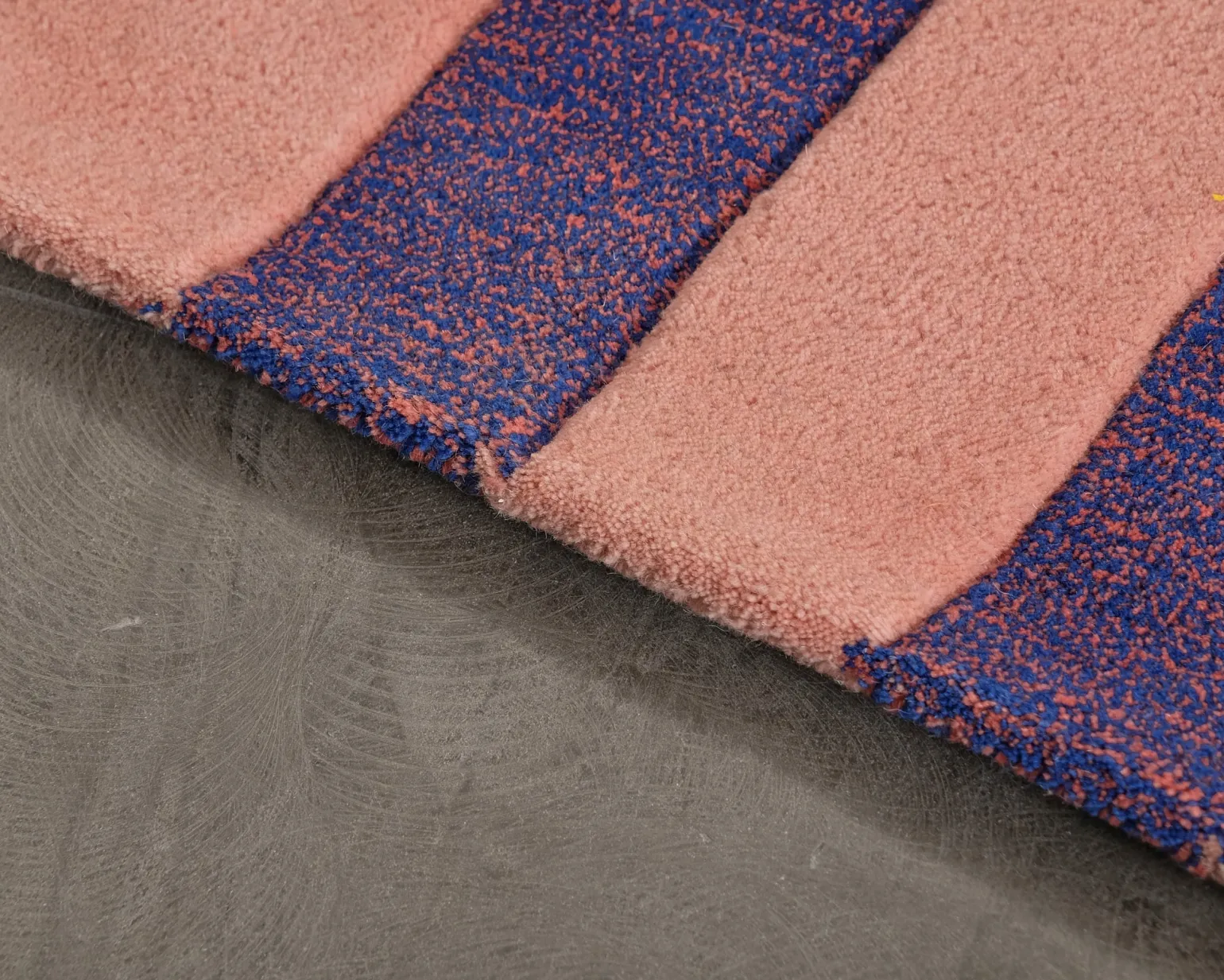 Layered Teklan Frame ullmatta 250 x 350 cm Cobalt Salmon