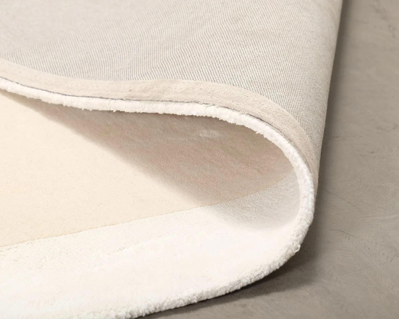 Layered Wool Border ullmatta 295 x 400 cm Bone White