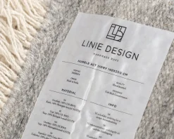 Linie Design Humble Act ullmatta 140 x 200 cm naturvit