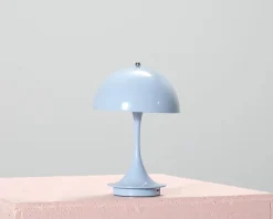 Louis Poulsen Panthella 160 bärbar bordslampa