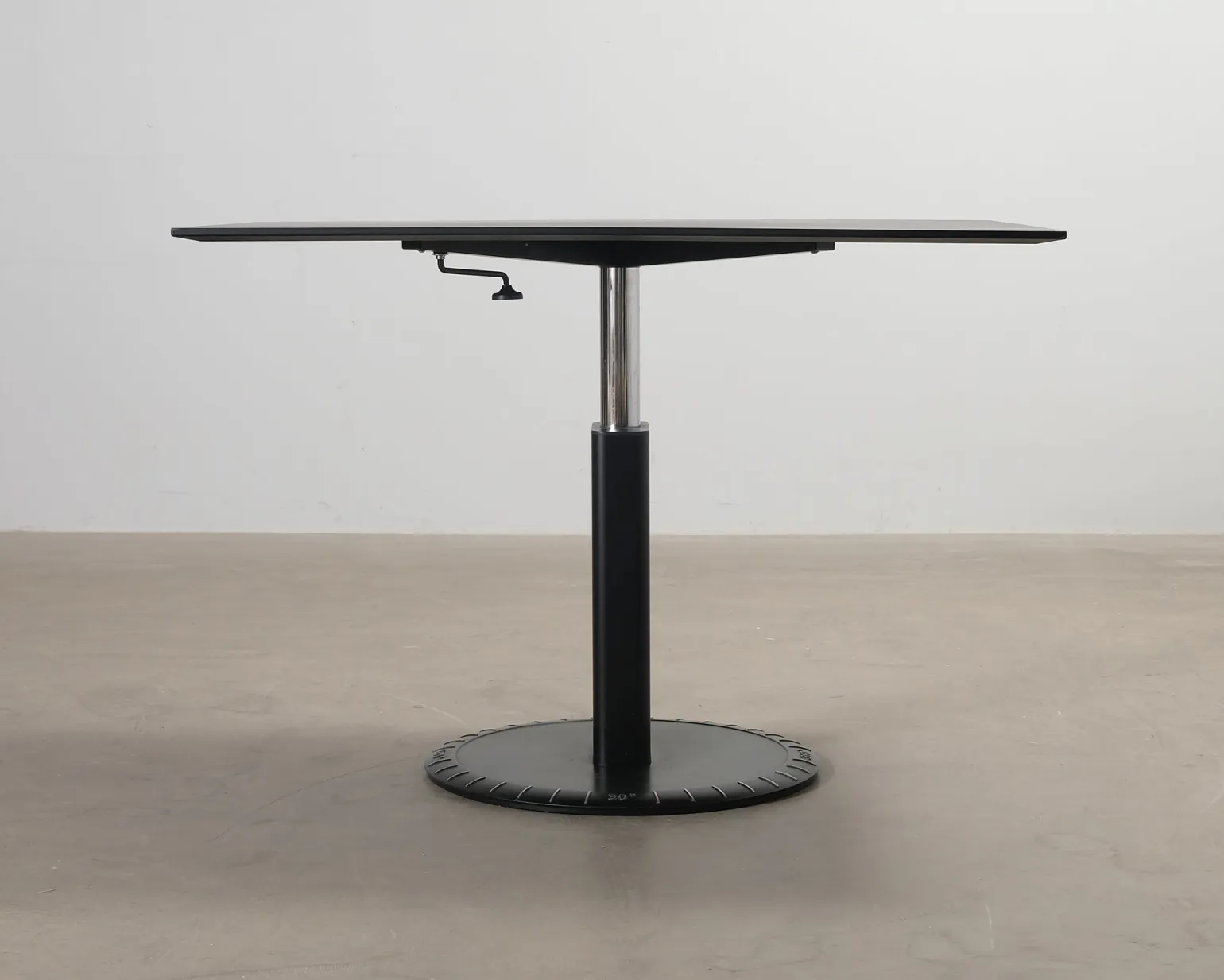 Magis 360° bord svart
