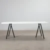Matbord 210 cm vit / svart