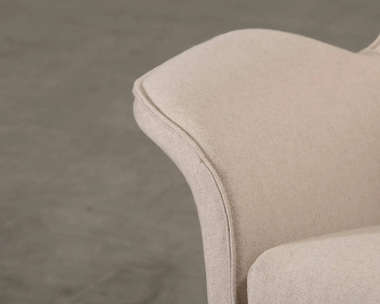 Mirasol Highback fåtölj beige