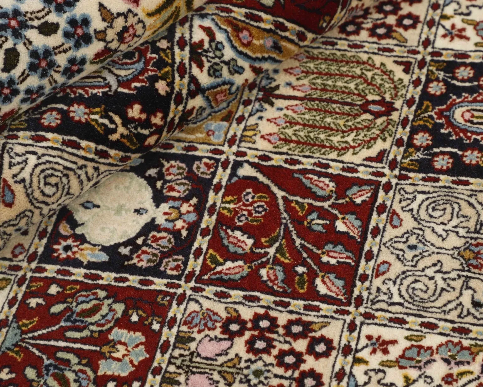 Moud Garden orientalisk matta 197 x 293 cm
