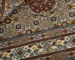Moud Mahi orientalisk matta 82 x 118 cm