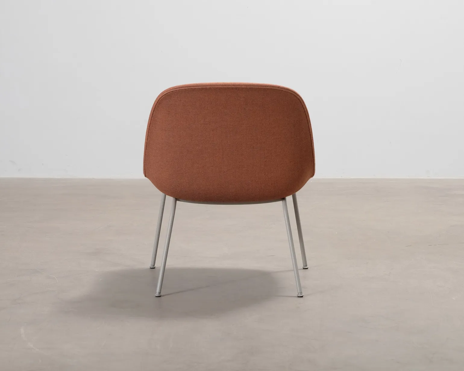 Muuto Fiber fåtölj orange