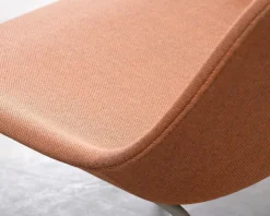 Muuto Fiber fåtölj orange