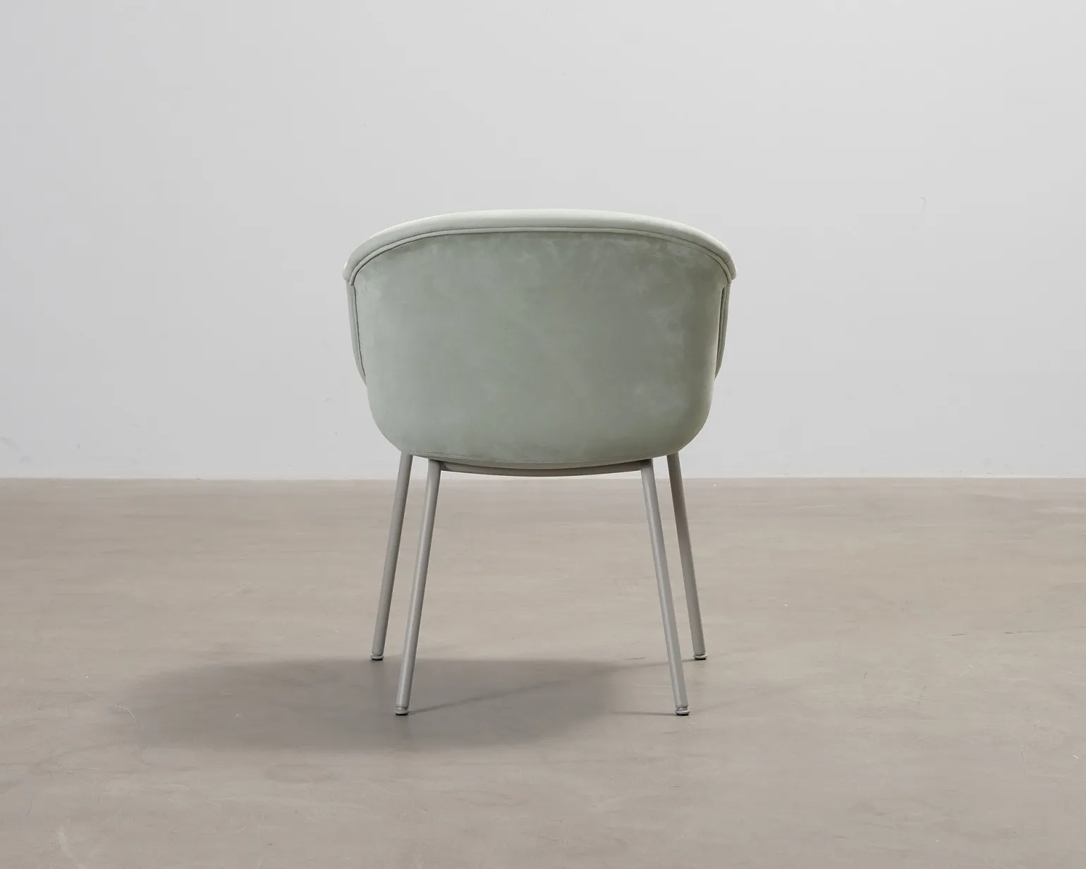Muuto Fiber Soft Chair läderfåtölj grön