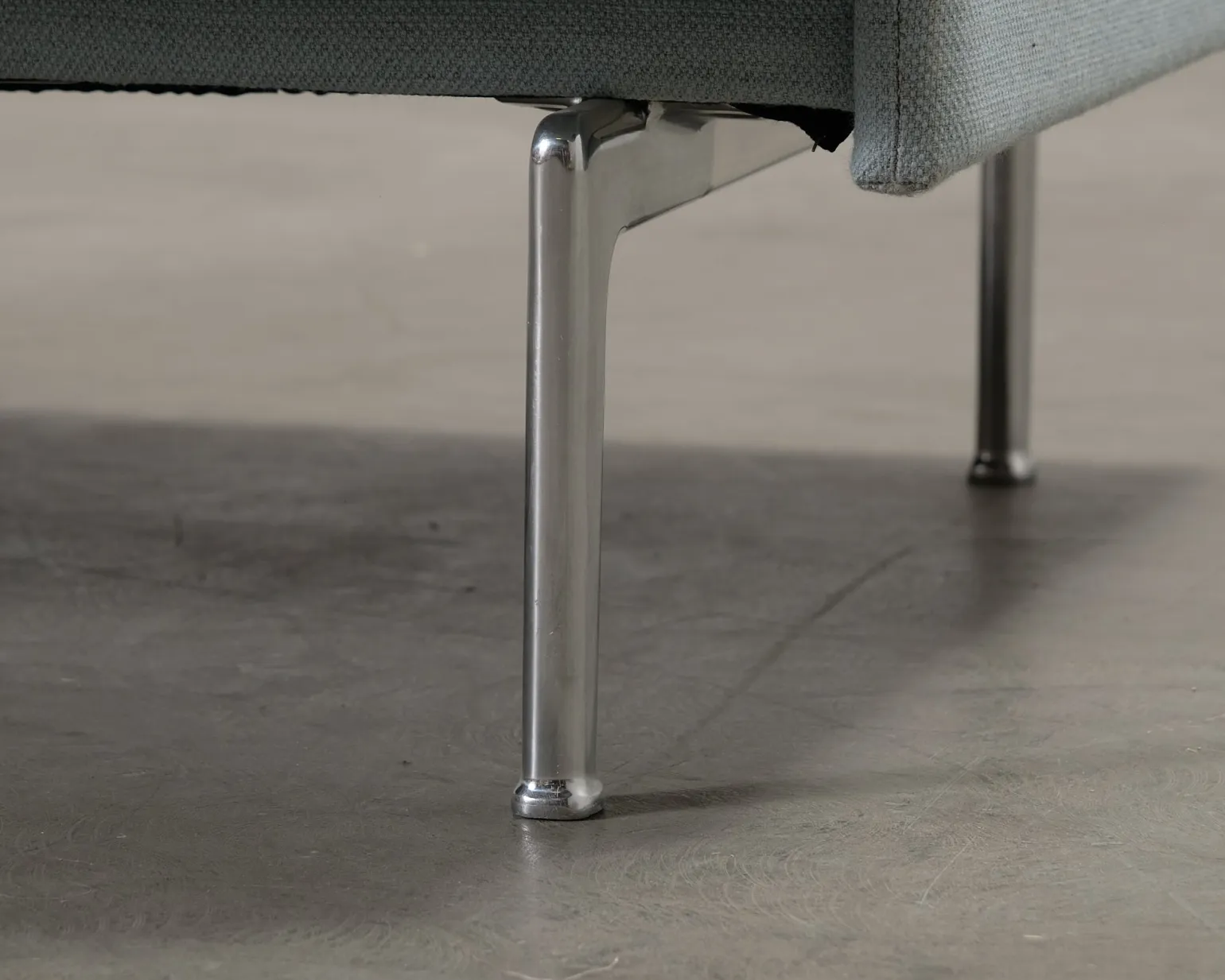Muuto Outline Highback fåtölj ljusblå