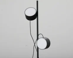 Muuto Post golvlampa svart