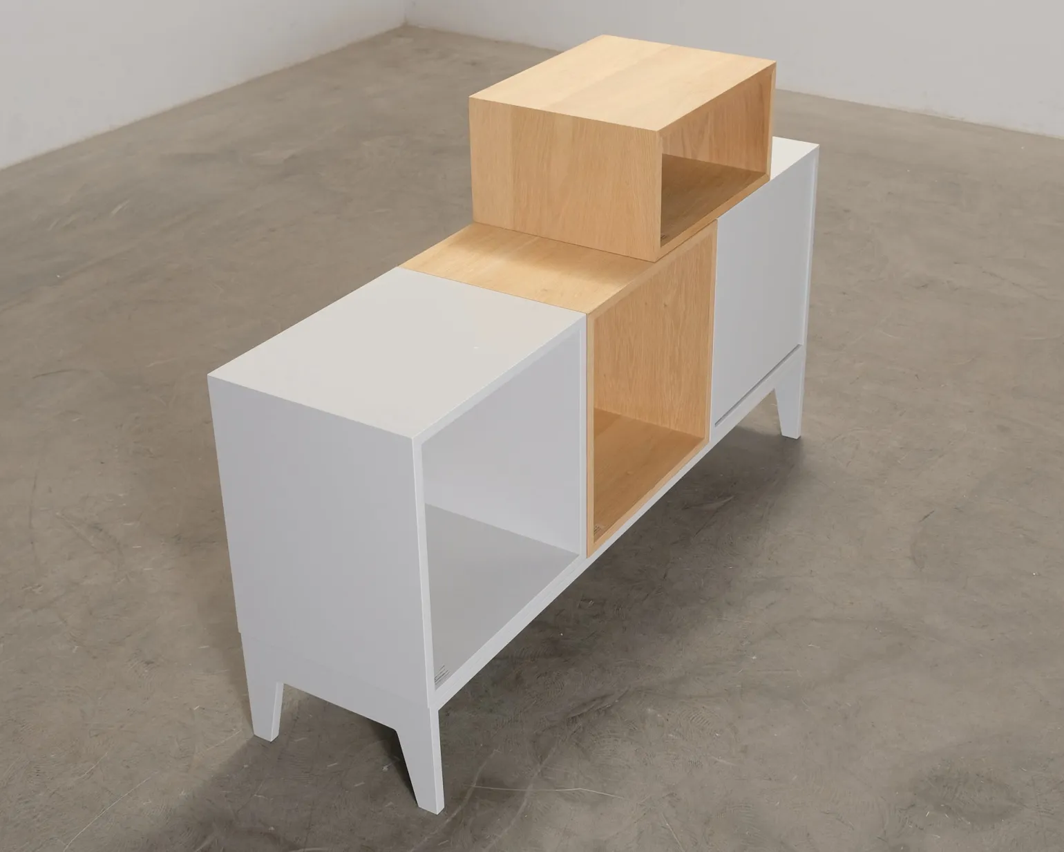 Muuto Stacked skänk