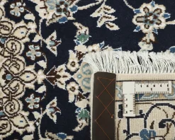 Nain 9 La orientalisk matta 114 x 176 cm