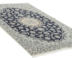 Nain 9 La orientalisk matta 114 x 176 cm