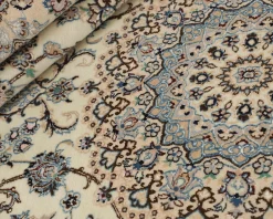 Nain 9 La orientalisk matta 201 x 298 cm