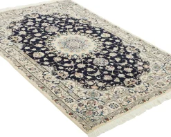 Nain 6 La orientalisk matta 125 x 185 cm