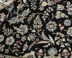 Nain 6 La orientalisk matta 120 x 177 cm