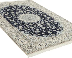 Nain 6 La orientalisk matta 158 x 235 cm