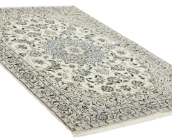 Nain 9 La orientalisk matta 118 x 170 cm