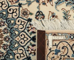 Nain 9 La orientalisk matta 119 x 179 cm