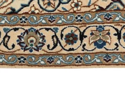 Nain 9 La orientalisk matta 119 x 179 cm