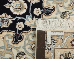 Nain 9 La orientalisk matta 250 x 358 cm