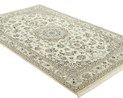 Nain 9 La orientalisk matta 126 x 216 cm