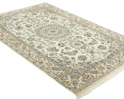 Nain 9 La orientalisk matta 128 x 221 cm