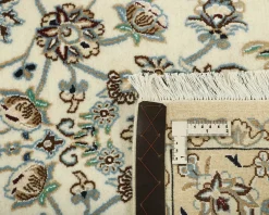 Nain 9 La orientalisk matta 127 x 208 cm