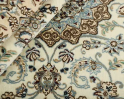 Nain 9 La orientalisk matta 127 x 208 cm